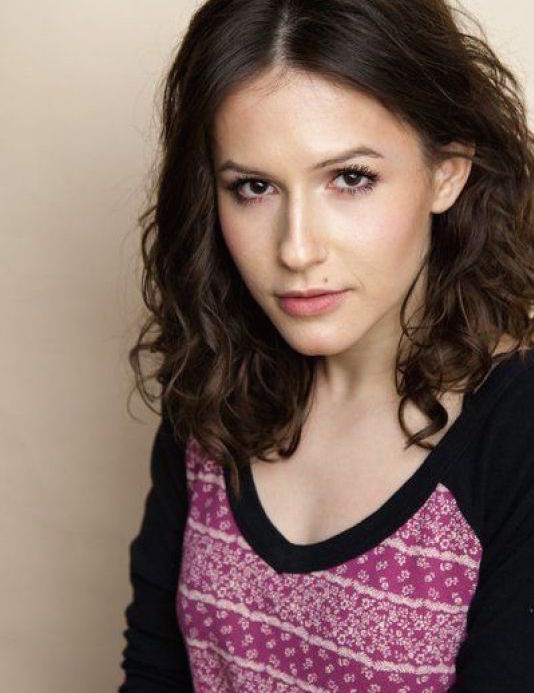 Erin Sanders Boobs